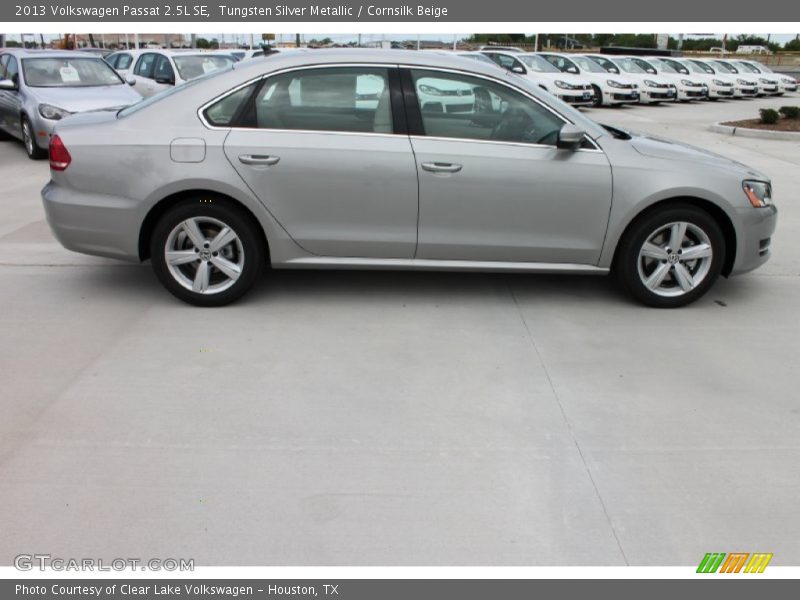 Tungsten Silver Metallic / Cornsilk Beige 2013 Volkswagen Passat 2.5L SE