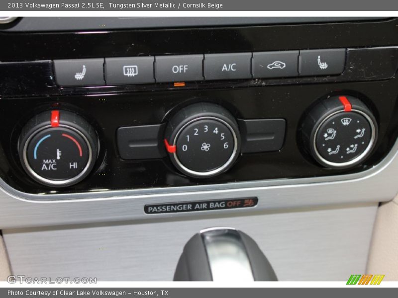 Tungsten Silver Metallic / Cornsilk Beige 2013 Volkswagen Passat 2.5L SE