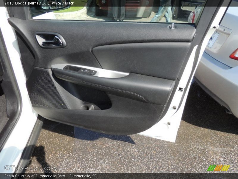 White / Black 2013 Dodge Journey SXT