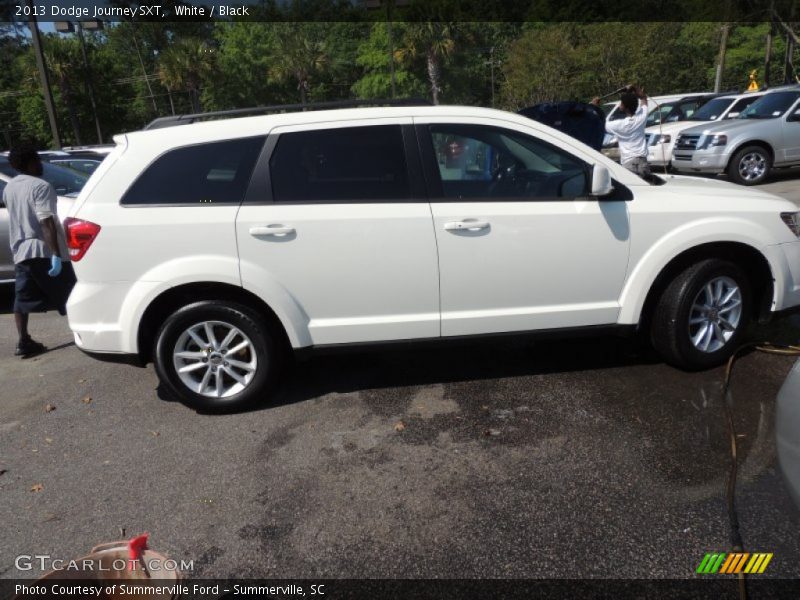 White / Black 2013 Dodge Journey SXT