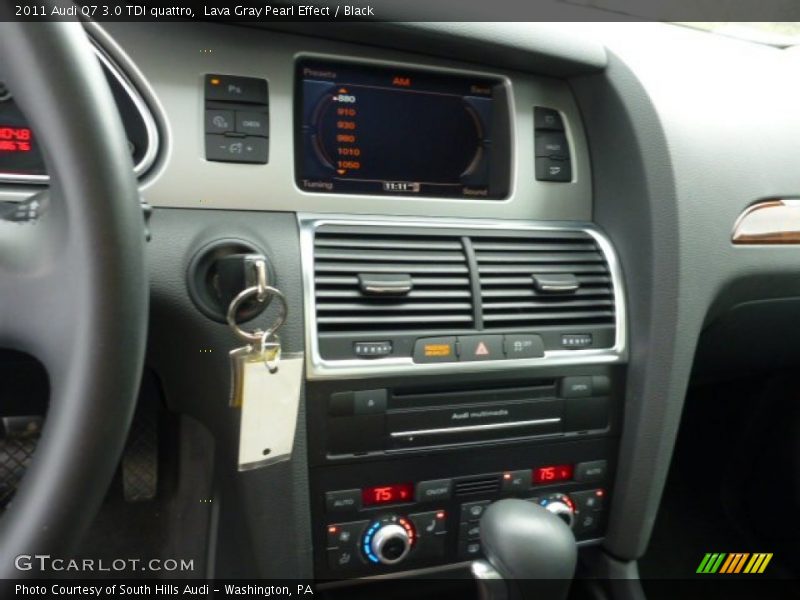 Lava Gray Pearl Effect / Black 2011 Audi Q7 3.0 TDI quattro