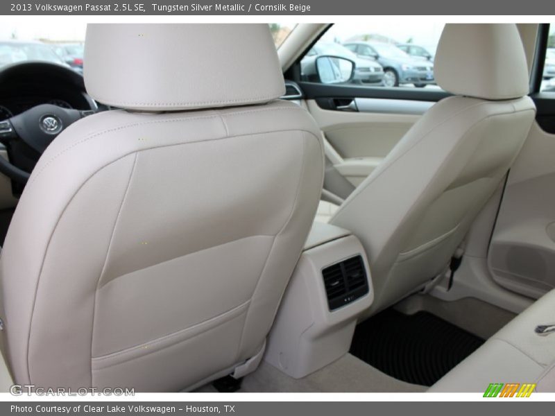 Tungsten Silver Metallic / Cornsilk Beige 2013 Volkswagen Passat 2.5L SE