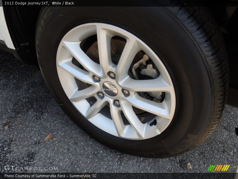 White / Black 2013 Dodge Journey SXT