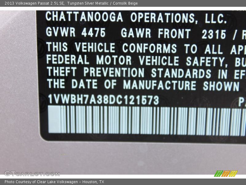 Tungsten Silver Metallic / Cornsilk Beige 2013 Volkswagen Passat 2.5L SE