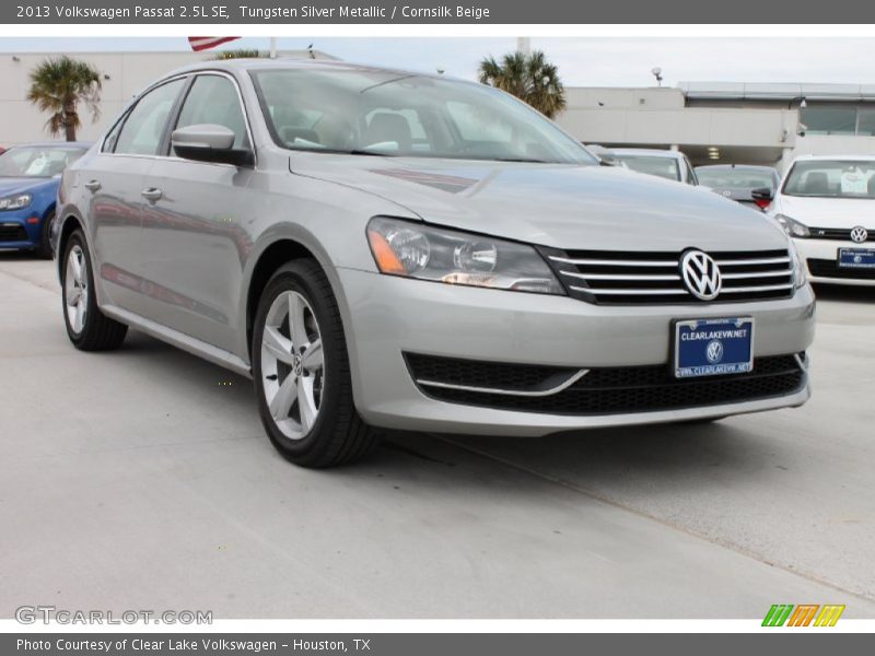 Tungsten Silver Metallic / Cornsilk Beige 2013 Volkswagen Passat 2.5L SE