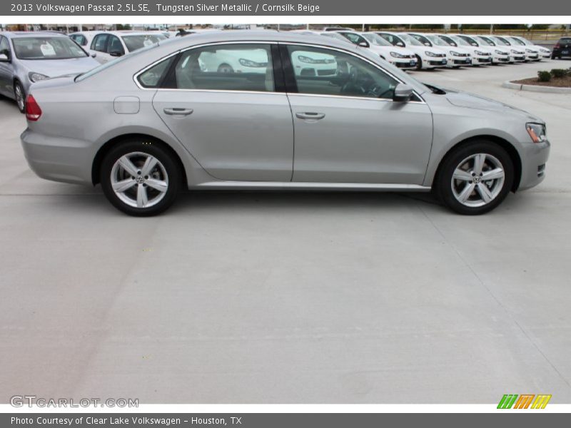 Tungsten Silver Metallic / Cornsilk Beige 2013 Volkswagen Passat 2.5L SE