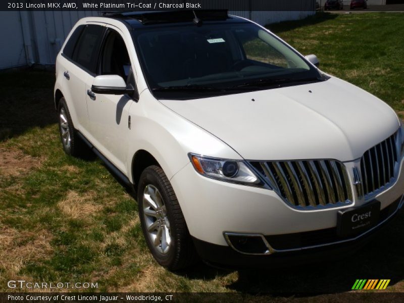 White Platinum Tri-Coat / Charcoal Black 2013 Lincoln MKX AWD