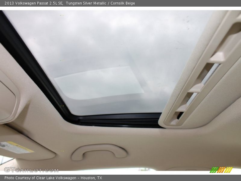 Tungsten Silver Metallic / Cornsilk Beige 2013 Volkswagen Passat 2.5L SE