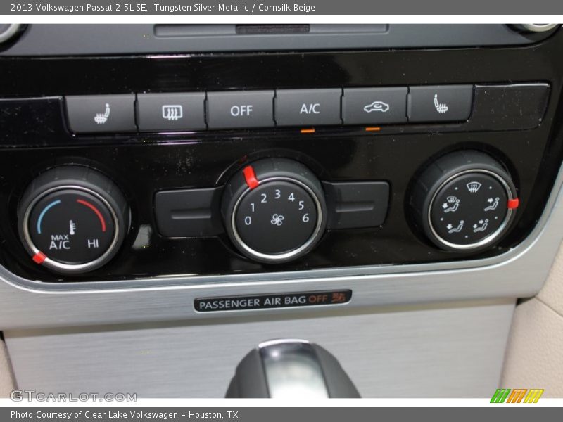 Tungsten Silver Metallic / Cornsilk Beige 2013 Volkswagen Passat 2.5L SE