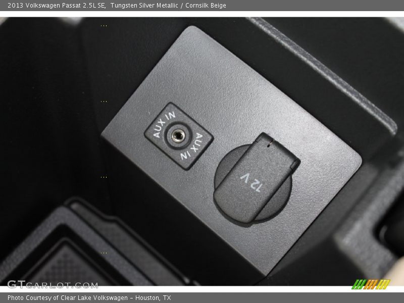 Tungsten Silver Metallic / Cornsilk Beige 2013 Volkswagen Passat 2.5L SE
