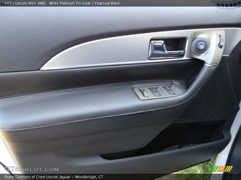 White Platinum Tri-Coat / Charcoal Black 2013 Lincoln MKX AWD
