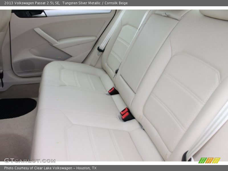 Tungsten Silver Metallic / Cornsilk Beige 2013 Volkswagen Passat 2.5L SE