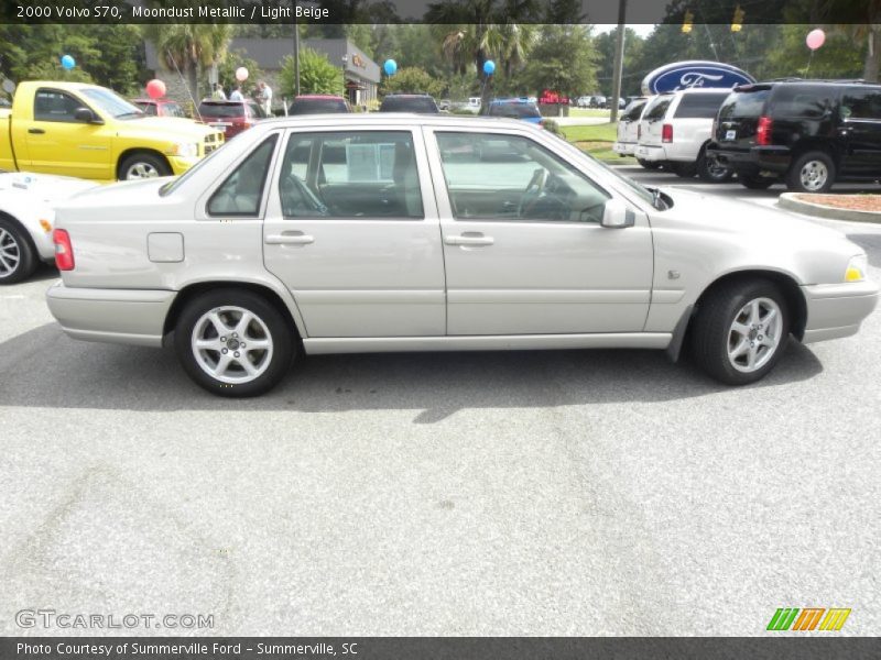 Moondust Metallic / Light Beige 2000 Volvo S70