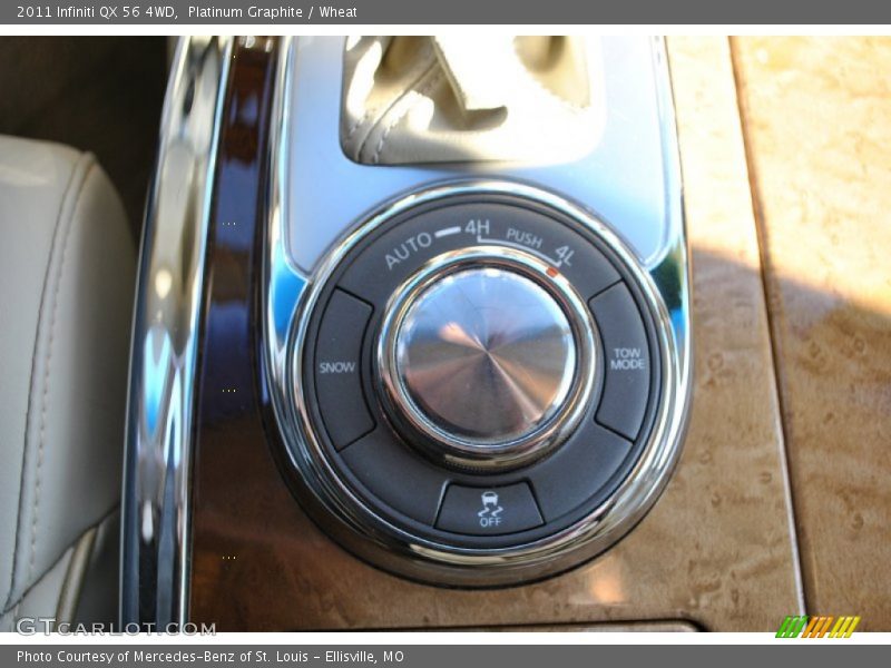 Controls of 2011 QX 56 4WD