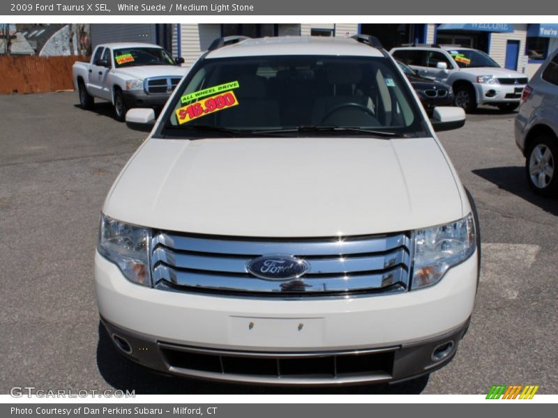 White Suede / Medium Light Stone 2009 Ford Taurus X SEL