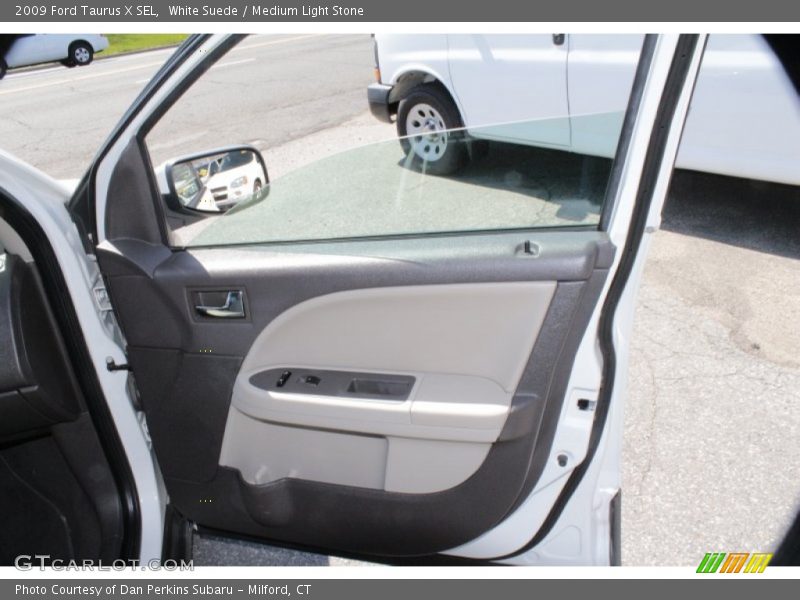 White Suede / Medium Light Stone 2009 Ford Taurus X SEL