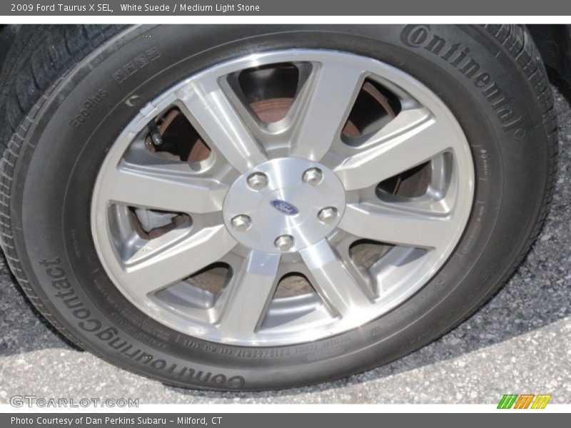  2009 Taurus X SEL Wheel