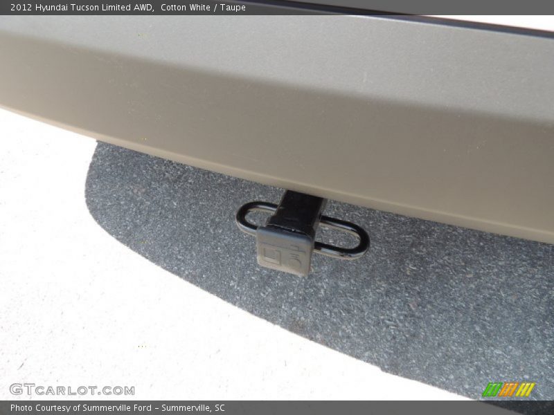 Cotton White / Taupe 2012 Hyundai Tucson Limited AWD