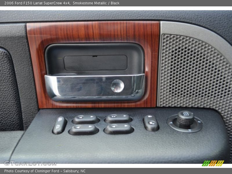 Smokestone Metallic / Black 2006 Ford F150 Lariat SuperCrew 4x4