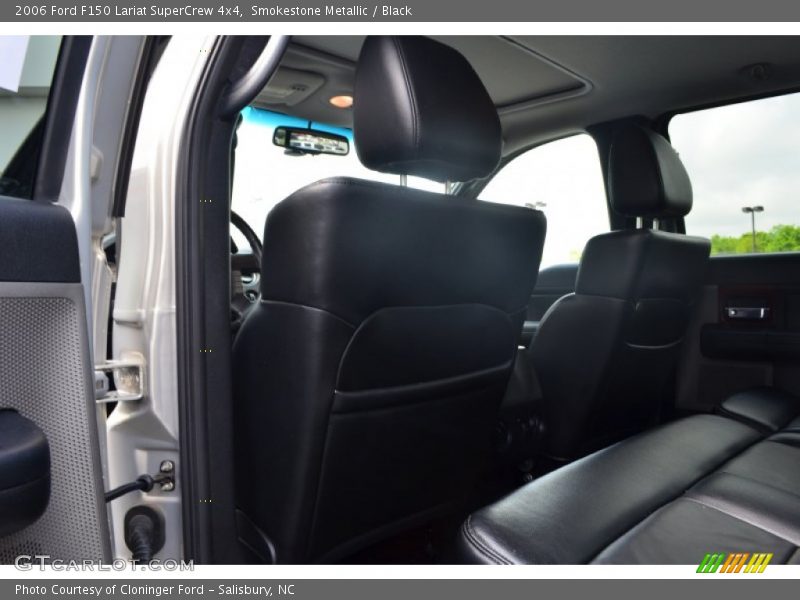 Smokestone Metallic / Black 2006 Ford F150 Lariat SuperCrew 4x4