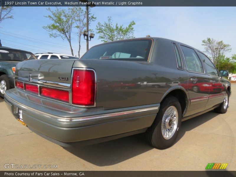  1997 Town Car Executive Medium Pewter Pearl Metallic