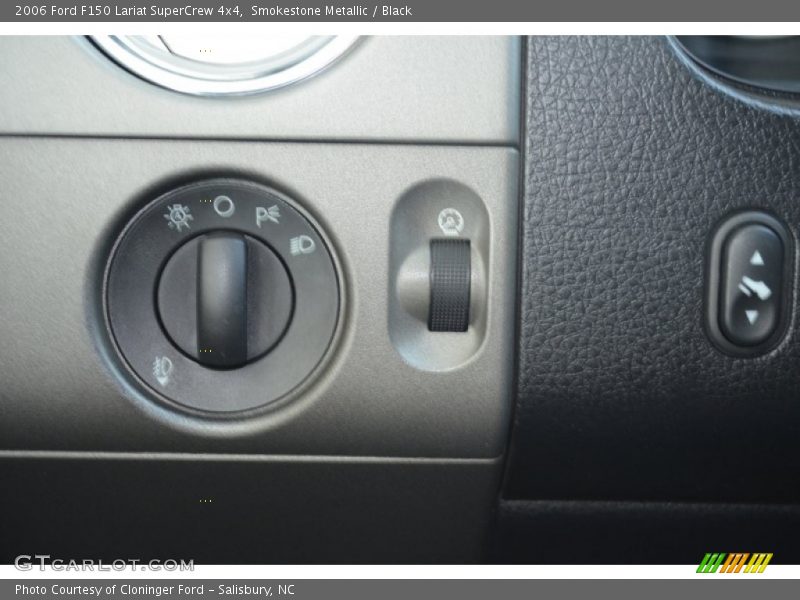Smokestone Metallic / Black 2006 Ford F150 Lariat SuperCrew 4x4