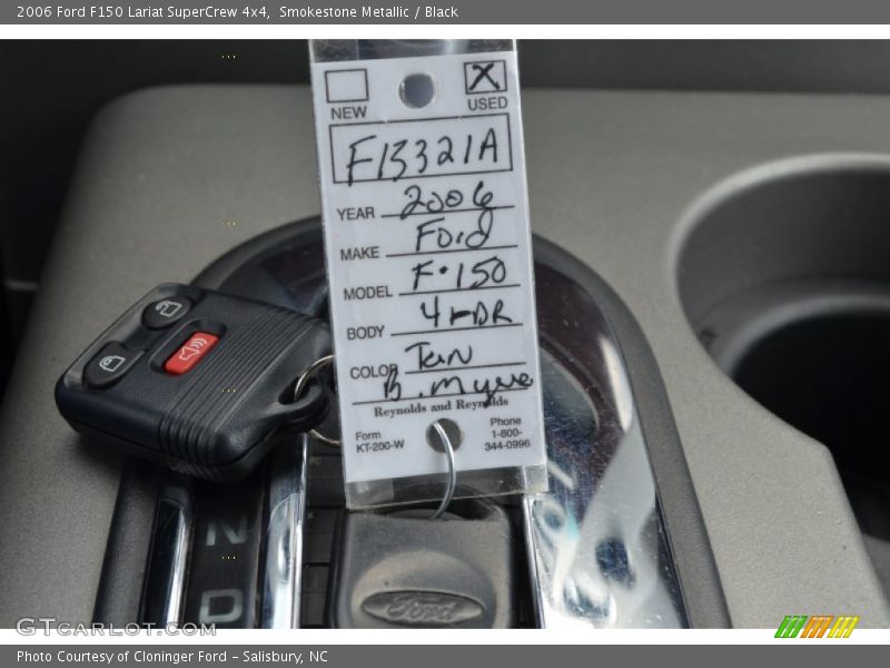 Smokestone Metallic / Black 2006 Ford F150 Lariat SuperCrew 4x4