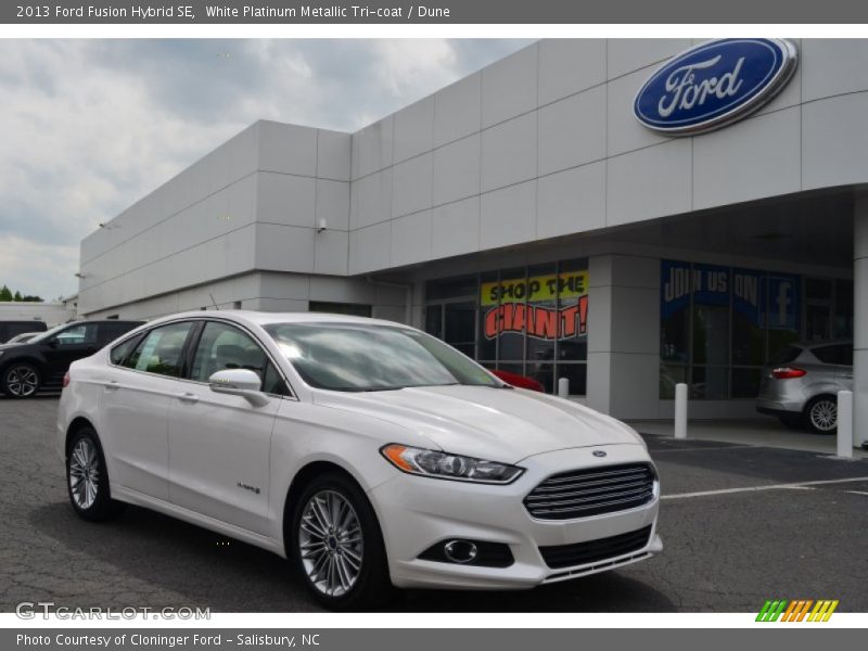 White Platinum Metallic Tri-coat / Dune 2013 Ford Fusion Hybrid SE