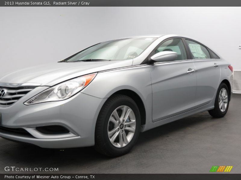 Radiant Silver / Gray 2013 Hyundai Sonata GLS
