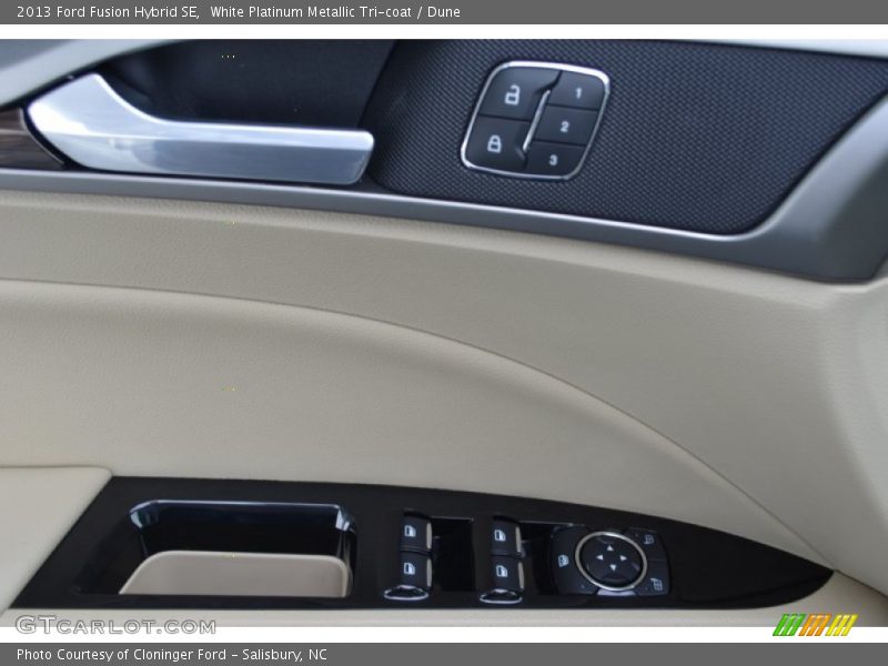 White Platinum Metallic Tri-coat / Dune 2013 Ford Fusion Hybrid SE