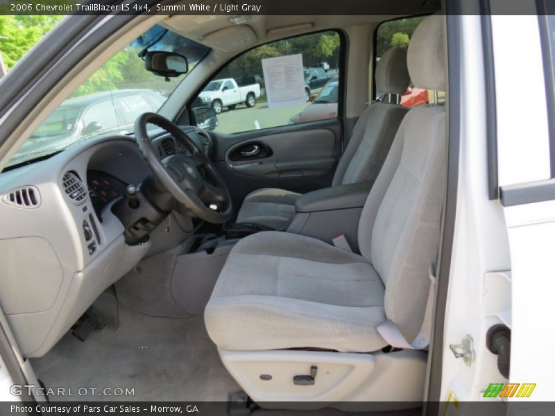 Summit White / Light Gray 2006 Chevrolet TrailBlazer LS 4x4