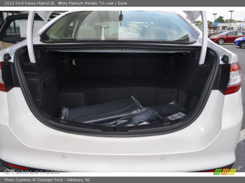 White Platinum Metallic Tri-coat / Dune 2013 Ford Fusion Hybrid SE