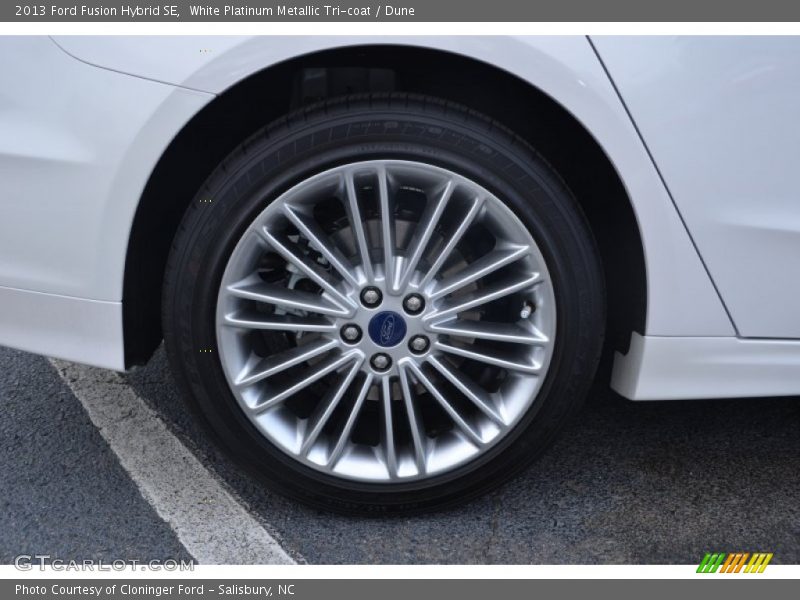 White Platinum Metallic Tri-coat / Dune 2013 Ford Fusion Hybrid SE
