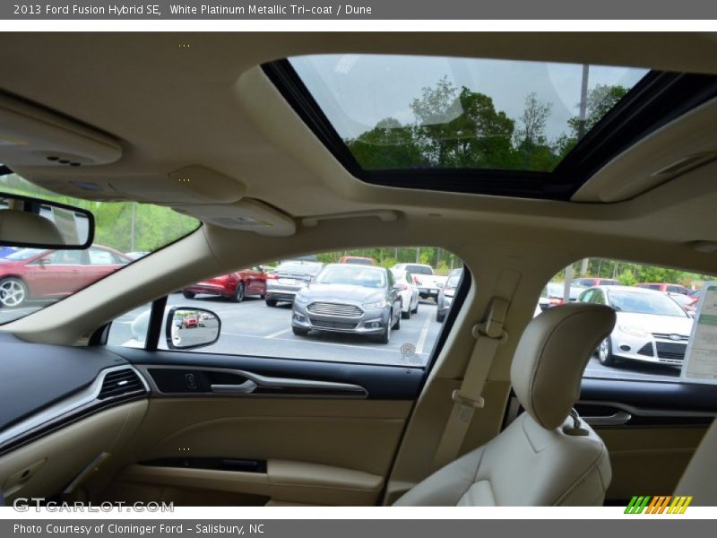 White Platinum Metallic Tri-coat / Dune 2013 Ford Fusion Hybrid SE