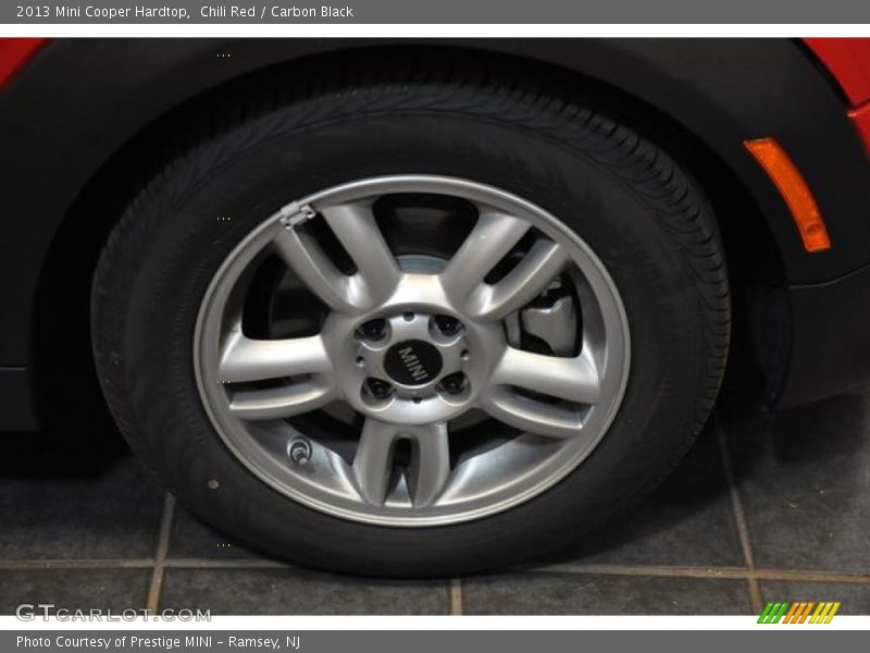 Chili Red / Carbon Black 2013 Mini Cooper Hardtop