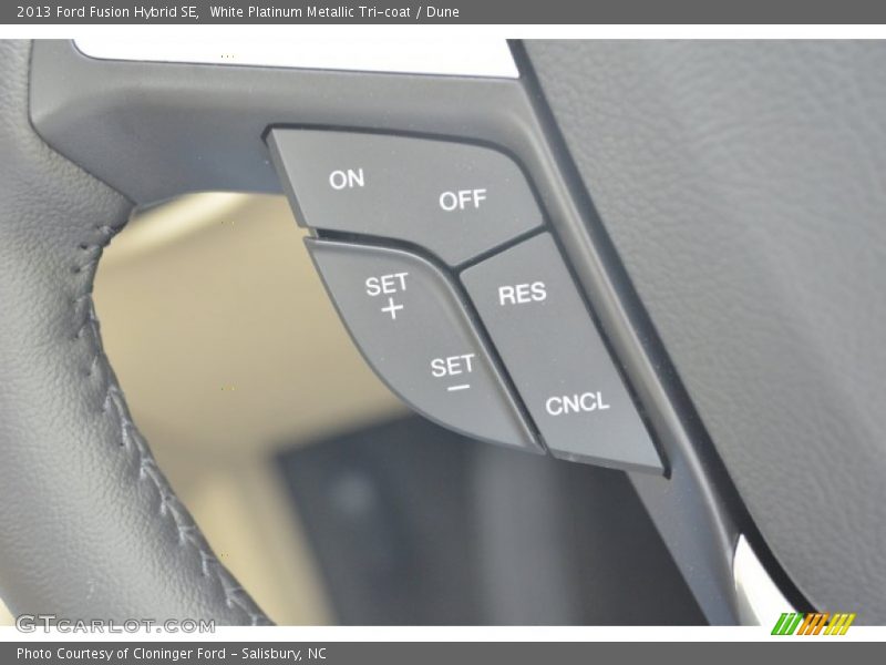 White Platinum Metallic Tri-coat / Dune 2013 Ford Fusion Hybrid SE