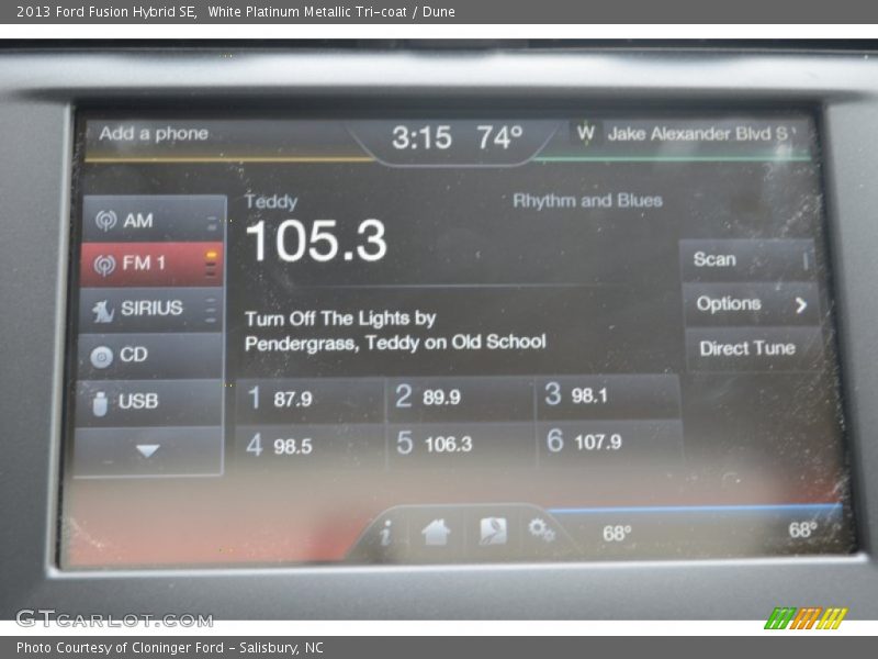 White Platinum Metallic Tri-coat / Dune 2013 Ford Fusion Hybrid SE