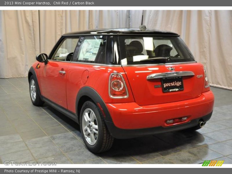 Chili Red / Carbon Black 2013 Mini Cooper Hardtop