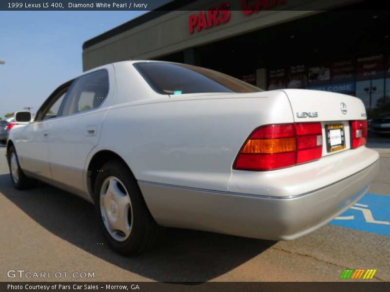 Diamond White Pearl / Ivory 1999 Lexus LS 400