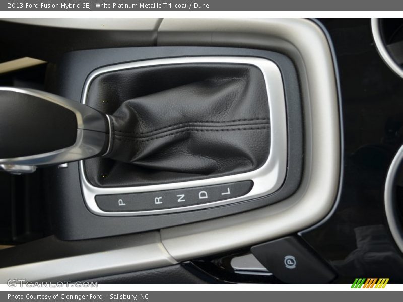White Platinum Metallic Tri-coat / Dune 2013 Ford Fusion Hybrid SE
