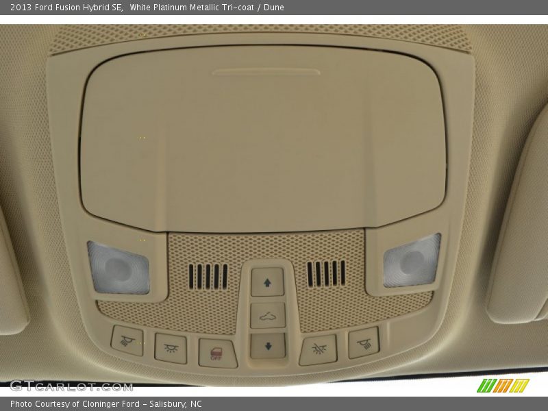 White Platinum Metallic Tri-coat / Dune 2013 Ford Fusion Hybrid SE