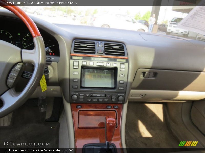 Controls of 1999 LS 400