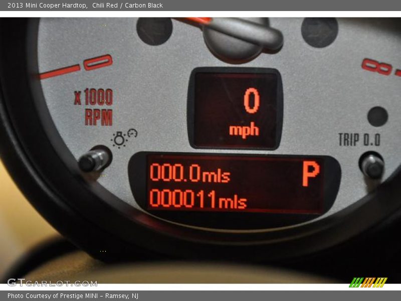Chili Red / Carbon Black 2013 Mini Cooper Hardtop