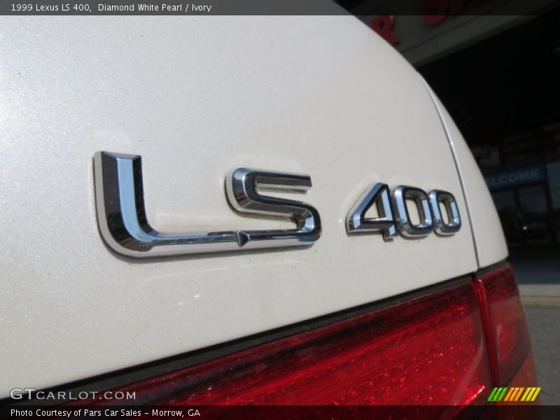 Diamond White Pearl / Ivory 1999 Lexus LS 400