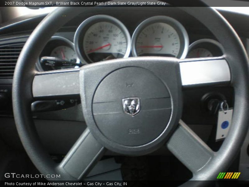 Brilliant Black Crystal Pearl / Dark Slate Gray/Light Slate Gray 2007 Dodge Magnum SXT