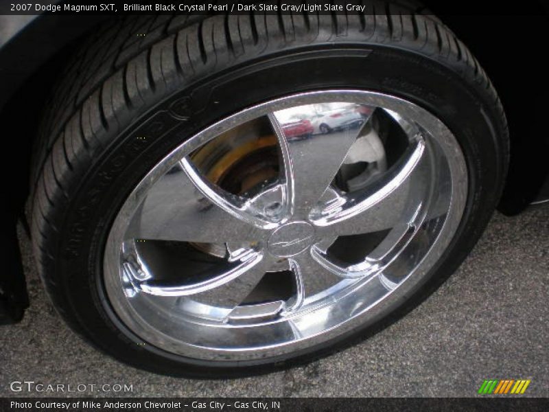 Brilliant Black Crystal Pearl / Dark Slate Gray/Light Slate Gray 2007 Dodge Magnum SXT