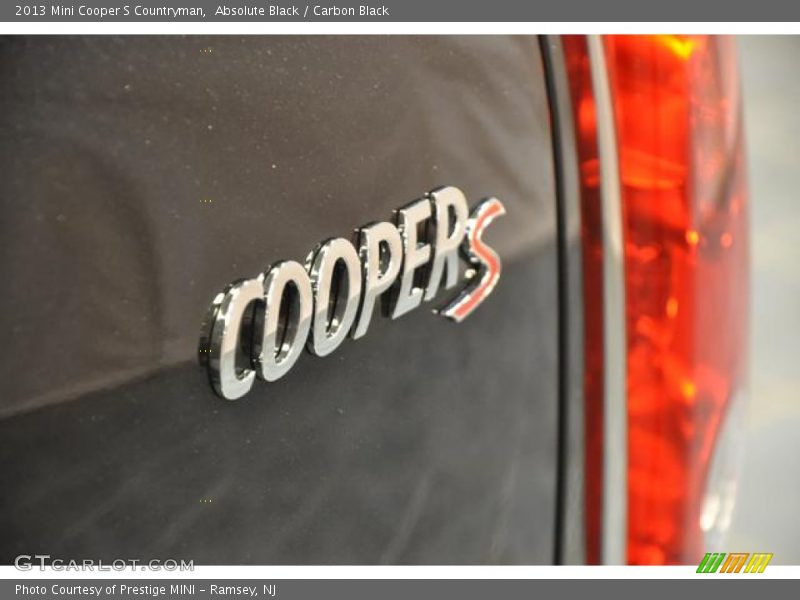 Absolute Black / Carbon Black 2013 Mini Cooper S Countryman