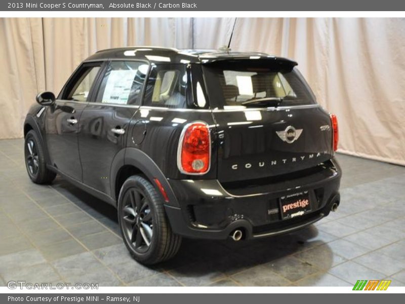 Absolute Black / Carbon Black 2013 Mini Cooper S Countryman