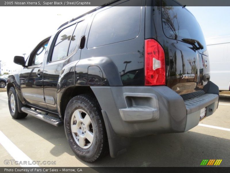 Super Black / Steel/Graphite 2005 Nissan Xterra S