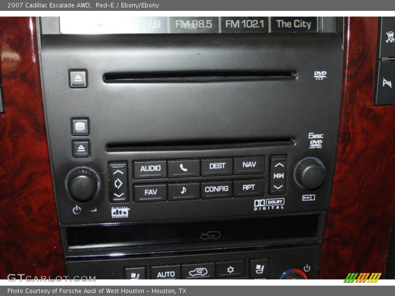 Controls of 2007 Escalade AWD